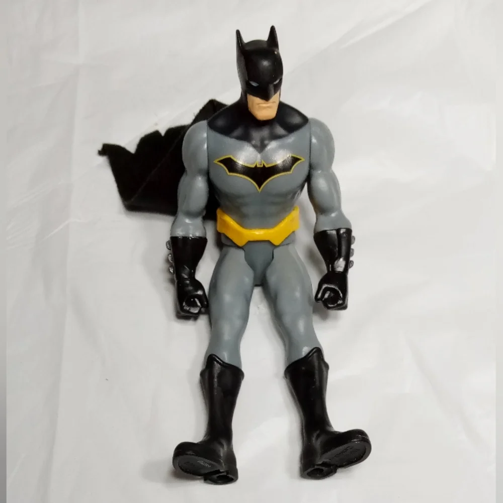 2018 Marvel Spiderman & 2017 Mattel Batman 6" Action Figures - Picture 4 of 13